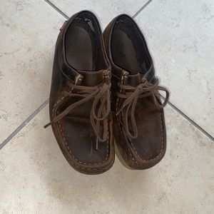 Size 7 Clarks leather shoes